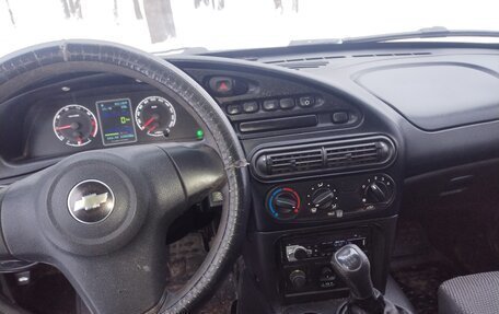 Chevrolet Niva I рестайлинг, 2012 год, 380 000 рублей, 7 фотография