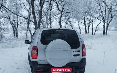 Chevrolet Niva I рестайлинг, 2012 год, 380 000 рублей, 3 фотография