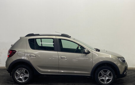 Renault Sandero II рестайлинг, 2019 год, 1 230 000 рублей, 4 фотография