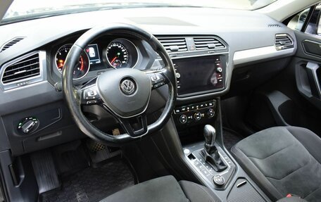 Volkswagen Tiguan II, 2017 год, 2 190 000 рублей, 9 фотография