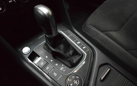 Volkswagen Tiguan II, 2017 год, 2 190 000 рублей, 14 фотография