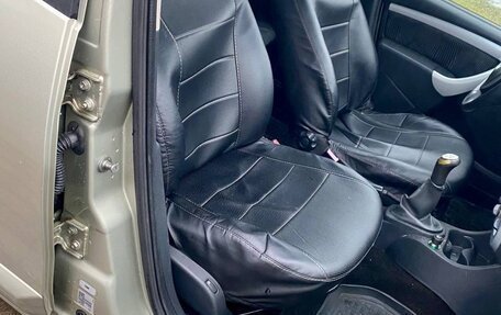 Renault Sandero I, 2011 год, 13 фотография