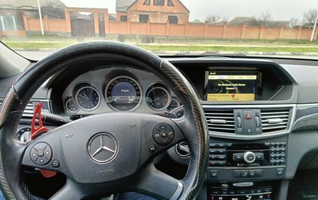 Mercedes-Benz E-Класс, 2010 год, 1 100 000 рублей, 7 фотография