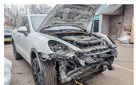 Porsche Cayenne III, 2014 год, 1 000 000 рублей, 4 фотография