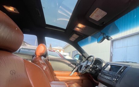 Infiniti FX I, 2003 год, 700 000 рублей, 11 фотография