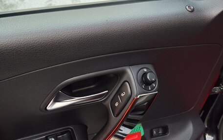 Volkswagen Polo VI (EU Market), 2011 год, 900 000 рублей, 13 фотография