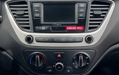 Hyundai Solaris II рестайлинг, 2017 год, 1 269 000 рублей, 13 фотография