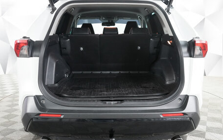 Toyota RAV4, 2021 год, 3 050 000 рублей, 20 фотография