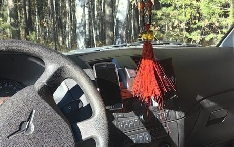 ЛуАЗ Patriot, 2015 год, 890 000 рублей, 4 фотография