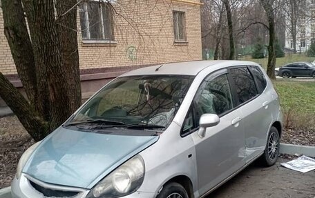 Honda Fit III, 2002 год, 160 000 рублей, 4 фотография