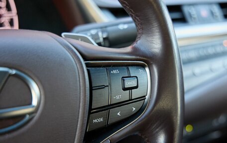 Lexus ES VII, 2021 год, 4 749 900 рублей, 28 фотография