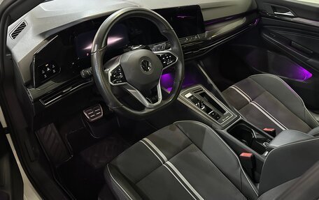 Volkswagen Golf VIII, 2022 год, 1 990 000 рублей, 6 фотография