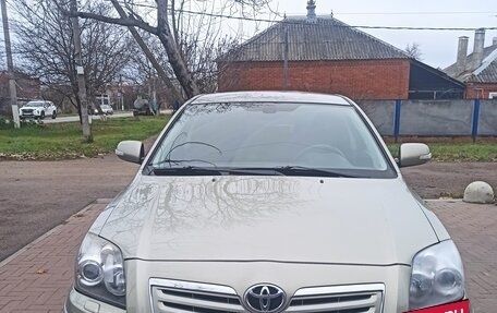 Toyota Avensis III рестайлинг, 2008 год, 750 000 рублей, 3 фотография