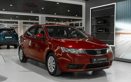 KIA Cerato III, 2010 год, 575 000 рублей, 2 фотография