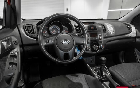 KIA Cerato III, 2010 год, 575 000 рублей, 6 фотография