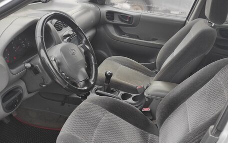 Hyundai Santa Fe III рестайлинг, 2001 год, 266 000 рублей, 3 фотография