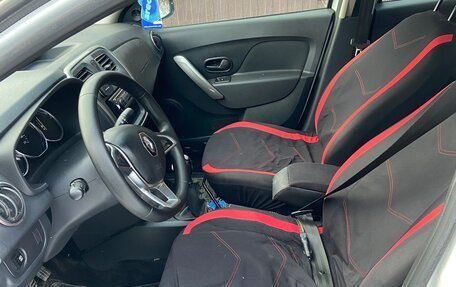 Renault Logan II, 2020 год, 750 000 рублей, 5 фотография