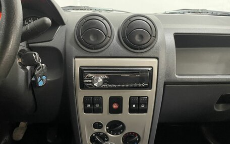 Renault Logan I, 2009 год, 330 000 рублей, 15 фотография