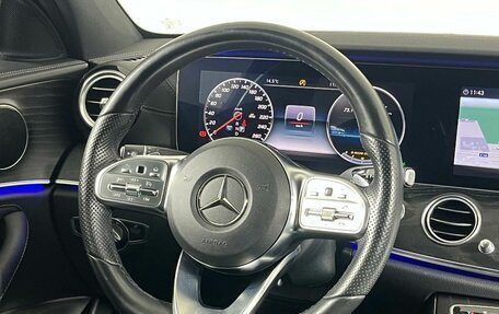 Mercedes-Benz E-Класс, 2019 год, 3 999 000 рублей, 17 фотография