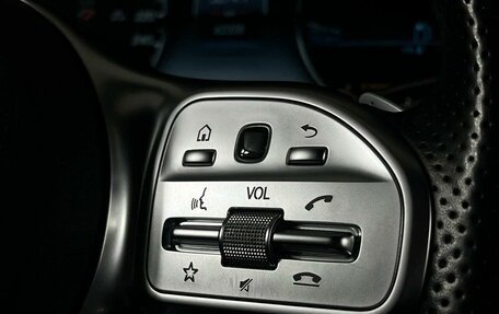 Mercedes-Benz E-Класс, 2019 год, 3 999 000 рублей, 19 фотография