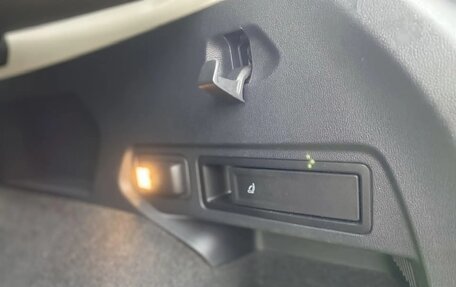 Volkswagen Tiguan II, 2019 год, 2 250 000 рублей, 8 фотография