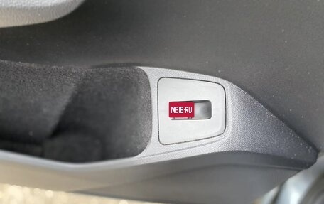 Volkswagen Tiguan II, 2019 год, 2 250 000 рублей, 16 фотография