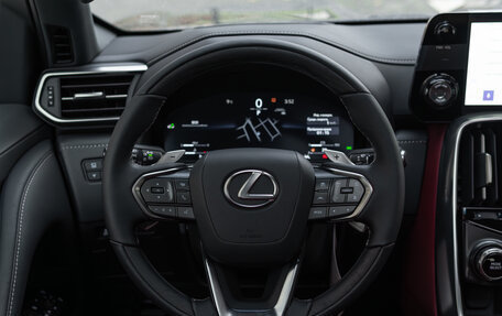 Lexus LX, 2025 год, 17 990 000 рублей, 23 фотография