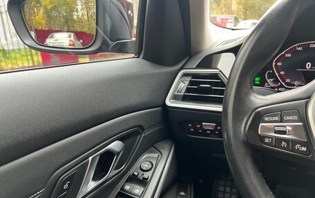 BMW 3 серия, 2020 год, 2 850 000 рублей, 21 фотография