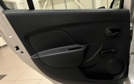 Renault Logan II, 2019 год, 1 245 000 рублей, 21 фотография