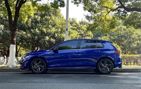 Volkswagen Golf VIII, 2022 год, 1 620 190 рублей, 4 фотография