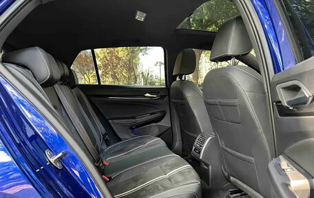 Volkswagen Golf VIII, 2022 год, 1 620 190 рублей, 12 фотография