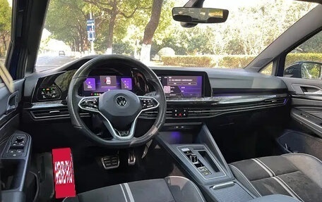 Volkswagen Golf VIII, 2022 год, 1 620 190 рублей, 13 фотография