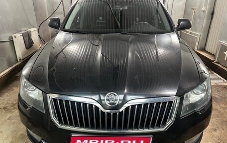 Skoda Superb III рестайлинг, 2015 год, 1 200 000 рублей, 1 фотография