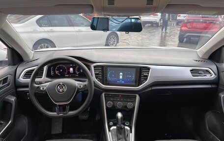 Volkswagen T-Roc I, 2021 год, 1 840 000 рублей, 9 фотография