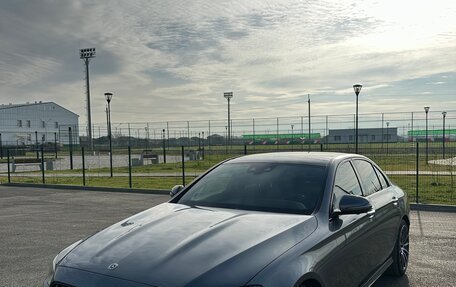 Mercedes-Benz E-Класс, 2020 год, 5 770 000 рублей, 1 фотография