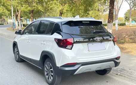 Toyota Yaris XP150 рестайлинг, 2022 год, 1 098 027 рублей, 6 фотография