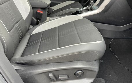 Volkswagen T-Roc I, 2021 год, 1 840 000 рублей, 14 фотография