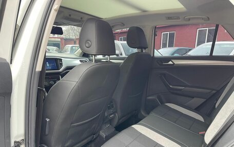 Volkswagen T-Roc I, 2021 год, 1 840 000 рублей, 13 фотография