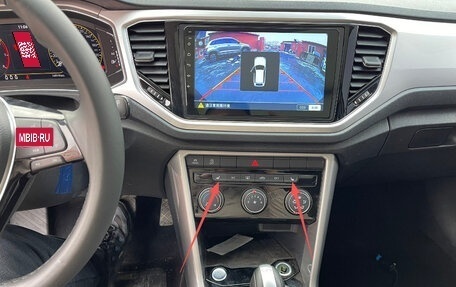 Volkswagen T-Roc I, 2021 год, 1 840 000 рублей, 12 фотография