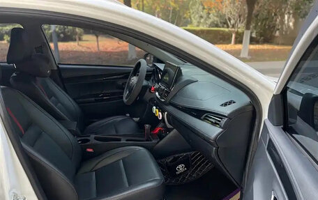 Toyota Yaris XP150 рестайлинг, 2022 год, 1 098 027 рублей, 9 фотография