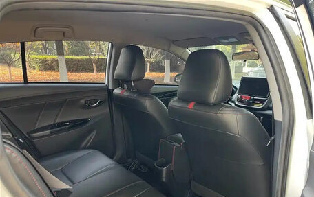 Toyota Yaris XP150 рестайлинг, 2022 год, 1 098 027 рублей, 15 фотография