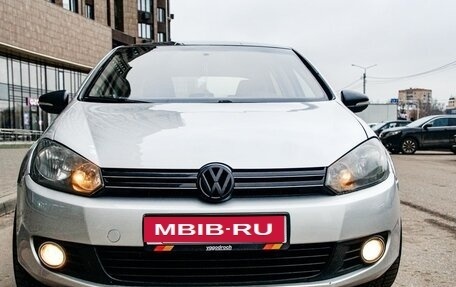 Volkswagen Golf VI, 2011 год, 650 000 рублей, 1 фотография