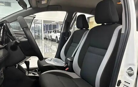 Toyota Yaris XP150 рестайлинг, 2022 год, 1 387 000 рублей, 10 фотография