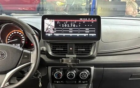 Toyota Yaris XP150 рестайлинг, 2022 год, 1 387 000 рублей, 12 фотография