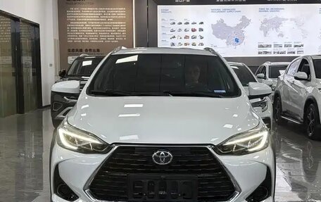 Toyota Yaris XP150 рестайлинг, 2022 год, 1 387 000 рублей, 2 фотография