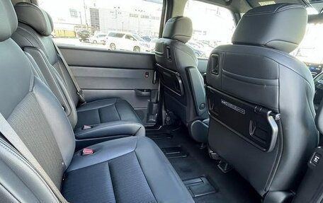 Honda Stepwgn, 2023 год, 2 401 000 рублей, 12 фотография