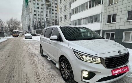 KIA Carnival III, 2019 год, 1 650 000 рублей, 3 фотография