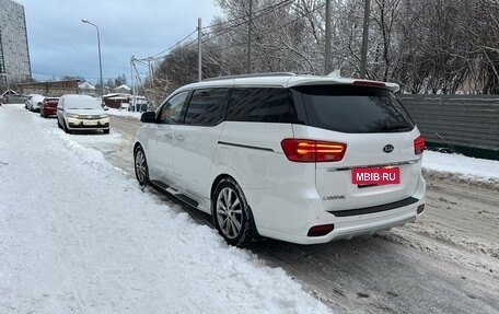 KIA Carnival III, 2019 год, 1 650 000 рублей, 8 фотография