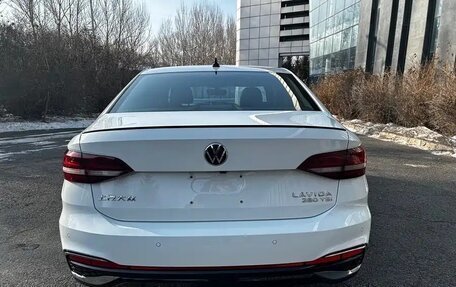 Volkswagen Lavida, 2023 год, 1 970 000 рублей, 5 фотография