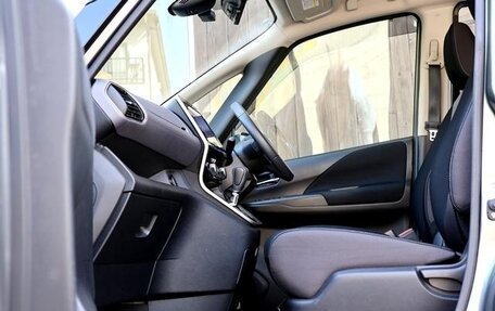 Nissan Serena IV, 2021 год, 1 790 008 рублей, 15 фотография